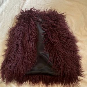 🍁100% Faux fur vest 🍁